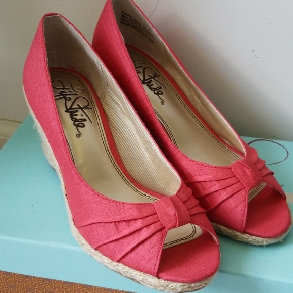 SOLD OUTLife Stride Red Espadrilles peep toe shoes - Picture 3 of 5